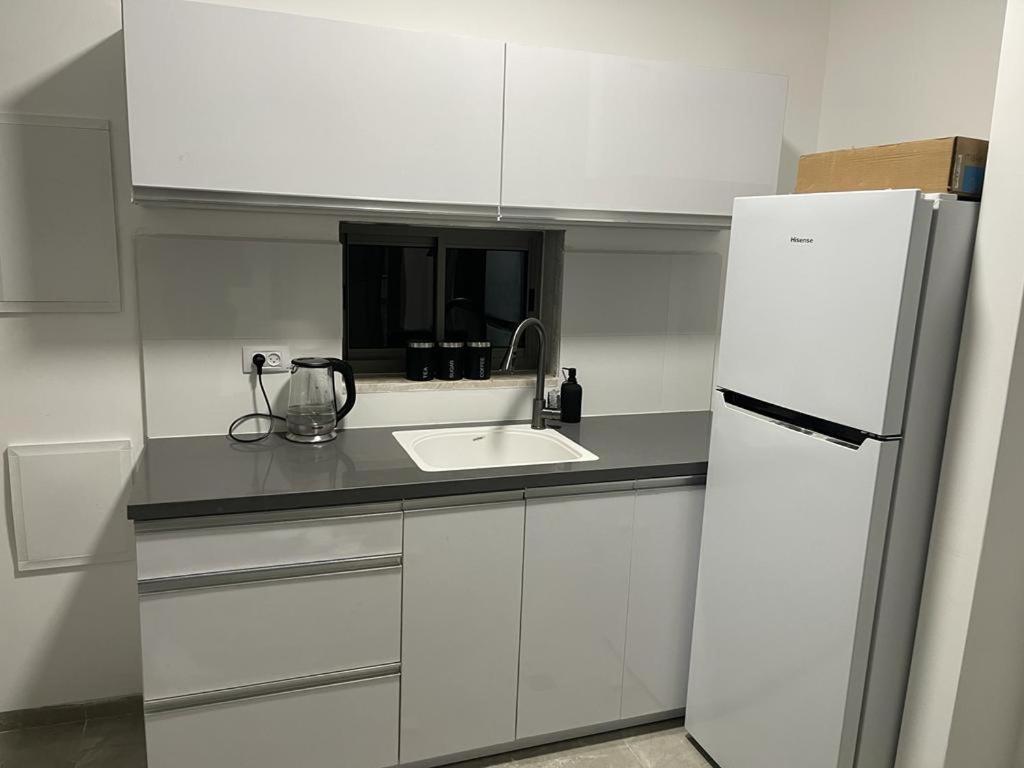 Apartament פסגת יובלים Kirjat Szemona Zewnętrze zdjęcie